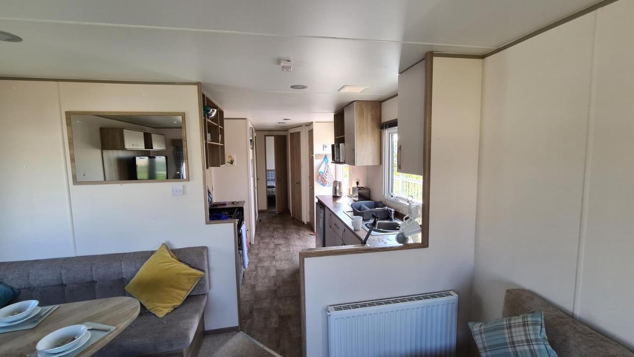 Luxury 2019 8 Berth Caravan With Hot Tub @ Tattershall Lakes Exterior photo