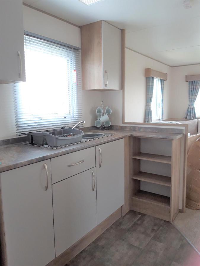 Luxury 2019 8 Berth Caravan With Hot Tub @ Tattershall Lakes Exterior photo